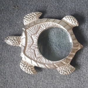 metal alloy turtle desk magnifying glass